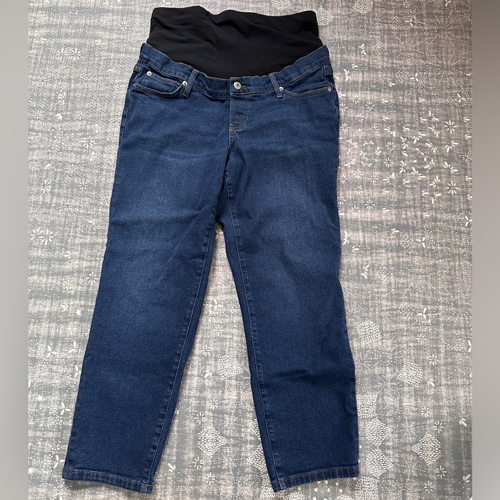 Gap True Waistband Maternity Jeans. Size 14